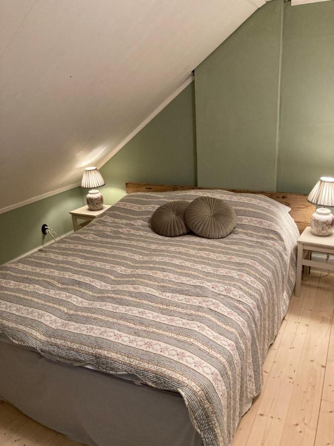 Thorstorps Gard B&B Сёдерчёпинг Экстерьер фото
