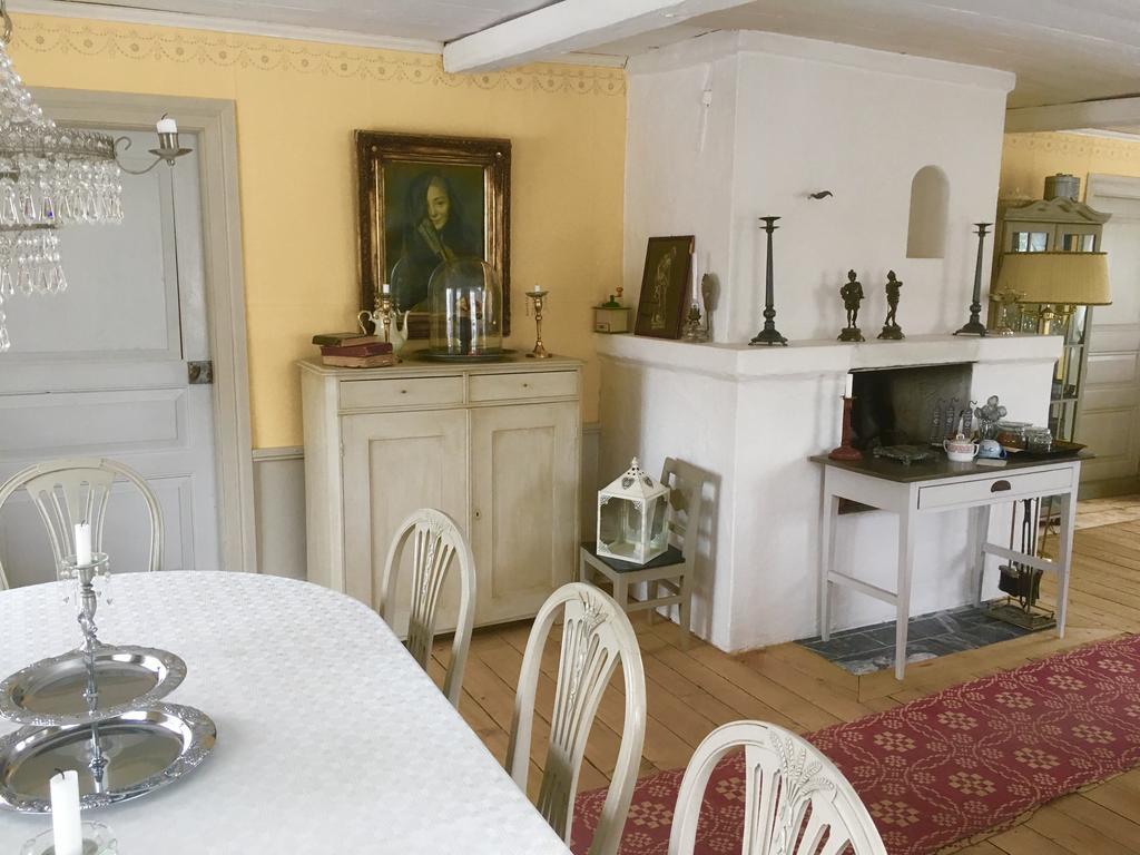 Thorstorps Gard B&B Сёдерчёпинг Экстерьер фото